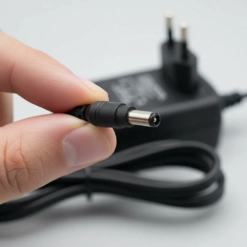 Transformador Fuente Adaptador 9v 2a Audio Led Dc 220v Negro