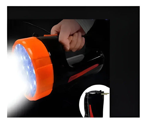 Linterna De Mano Recargable Con 15 Leds Y Cargador Integrado Color De La Luz Blanco