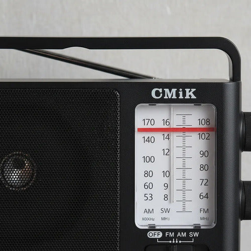 Radio Portátil Am Fm Sw 3 Bandas Eléctrica C/salida 3.5 Negro