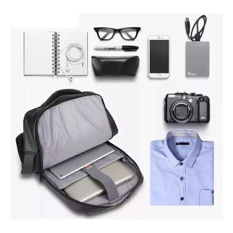 Mochila Imperpeable Para Viaje Con Puerto Usb 42x30x14cm