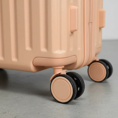 Valija Viaje Rigida 4 Ruedas Colores Puerto Usb 24 Pulgadas Rosa Rayas