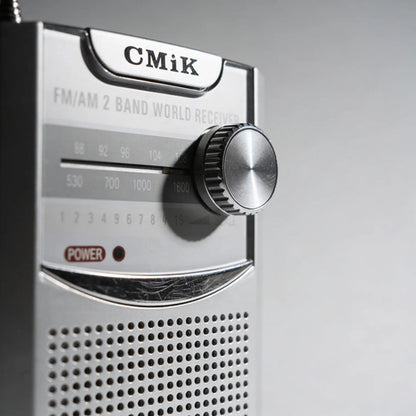 Radio Am Fm Portátil Pilas Aa Salida 3.5 Receptor Bolsillo Gris