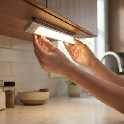 Lámpara Led Sensor Movimiento Recargable Magnética 80cm Cálida / Neutra / Fría