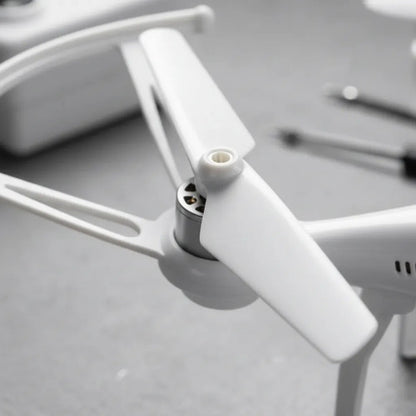 Dron Rotación 360 Luces Led Control Remoto Recargable 250mah Aleatorio