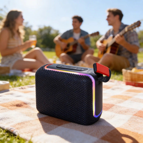 Parlante Portátil Bluetooth Tws Usb Fm Led Rgb 5w Recargable Aleatorio