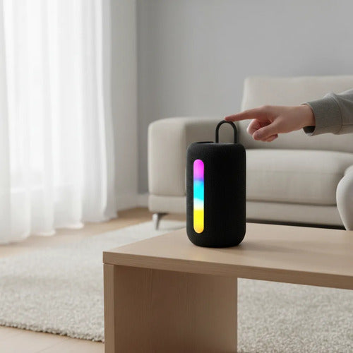 Parlante Portátil Bluetooth Tws Tf Fm Aux 3.5 Rgb 800mah 10w Aleatorio