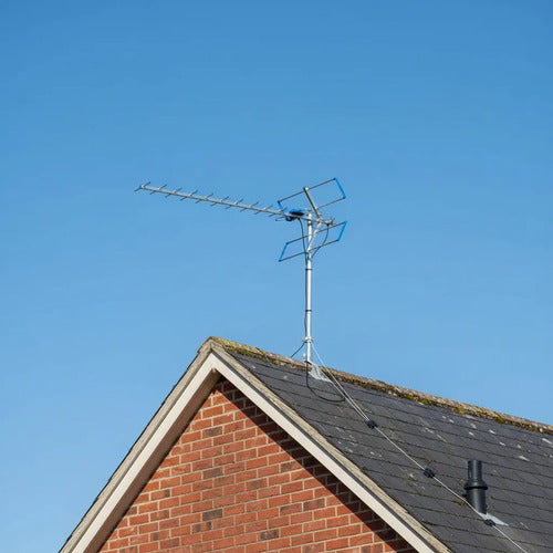 Antenas Exterior Tv Digital Señales Abiertas 18 23 Db 80 Kms Gris Aluminio / Plateado Natural