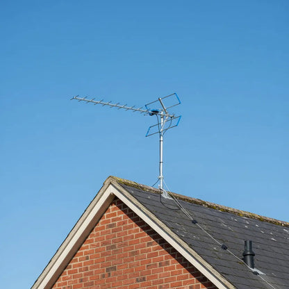 Antenas Exterior Tv Digital Señales Abiertas 18 23 Db 80 Kms Gris Aluminio / Plateado Natural
