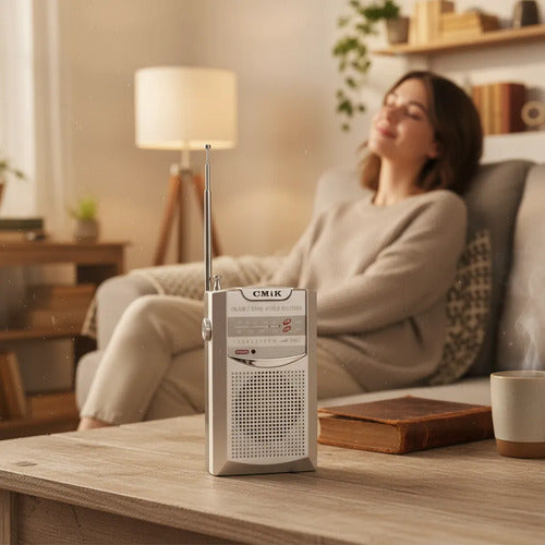Radio Am Fm Portátil Pilas Aa Salida 3.5 Receptor Bolsillo Gris