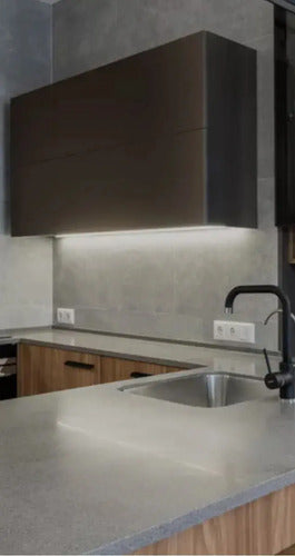 Barra Luz Led 60 Cm Aluminio Usb Recargable Con Sensor De Movimiento Bajo Alacena Cocina Veoquiero Blanco Frío
