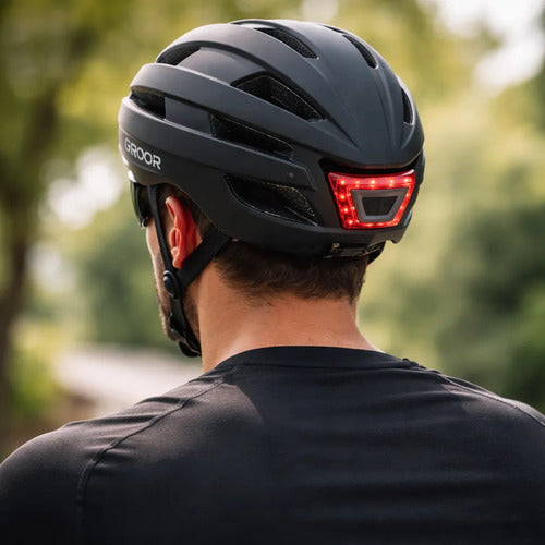 Casco Monopatin Luz Led Recargable Usb Ciclismo Talle Grande Negro L