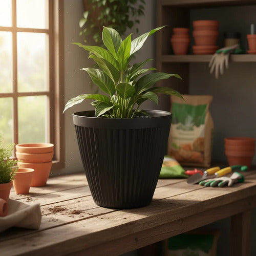 Maceta Grande Plastica Decorativa 34x33cm Jardin Exterior Negro Acanalado Vertical
