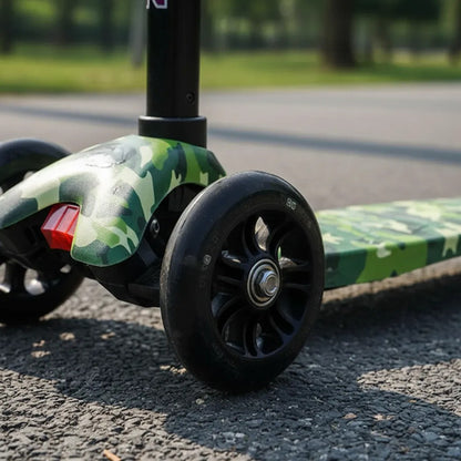 Tripatín Scooter Infantil Luces Ruedas Altura Regulable 50kg Verde