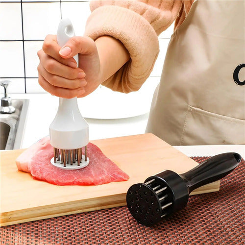 Tienizadora Carne Milanesa Manual Machacador 16 Puntas Blano Y Negro