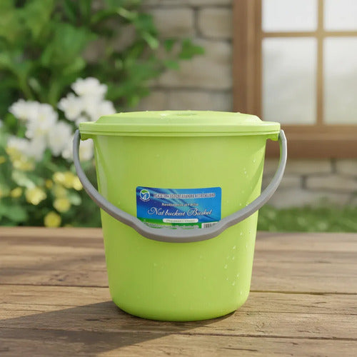 Balde Multiuso Plástico Manija Tapa Asa 29x30cm Jardín Baño Verde
