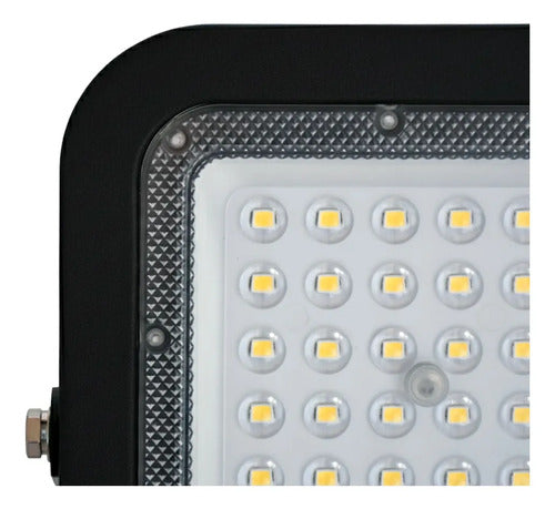 Foco Solar Led 40w Reflector Exterior Con Control Remoto Negro Blanco Frío