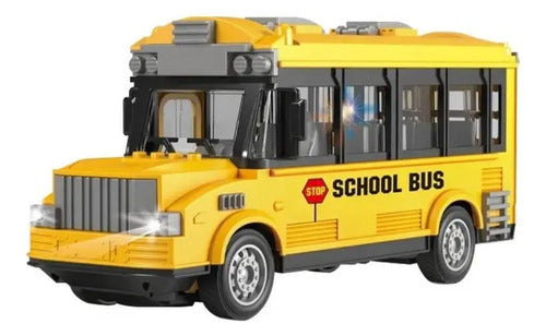 Autobus Escolar Con Control Remoto Con Luces Led Juguete Aleatorio