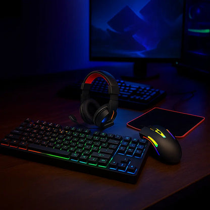 Combo Teclado Mouse Auricular Y Mousepad Gamer Con Cable Negro