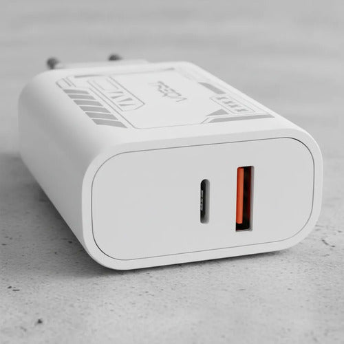 Cargador Rapido 65w Usb C Usb A Cable Micro Usb Celular Blanco